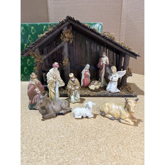 VTG Traditions Porcelain Nativity Set w/ Stable 11pc - Missing Shepherd - Picture 1 of 13